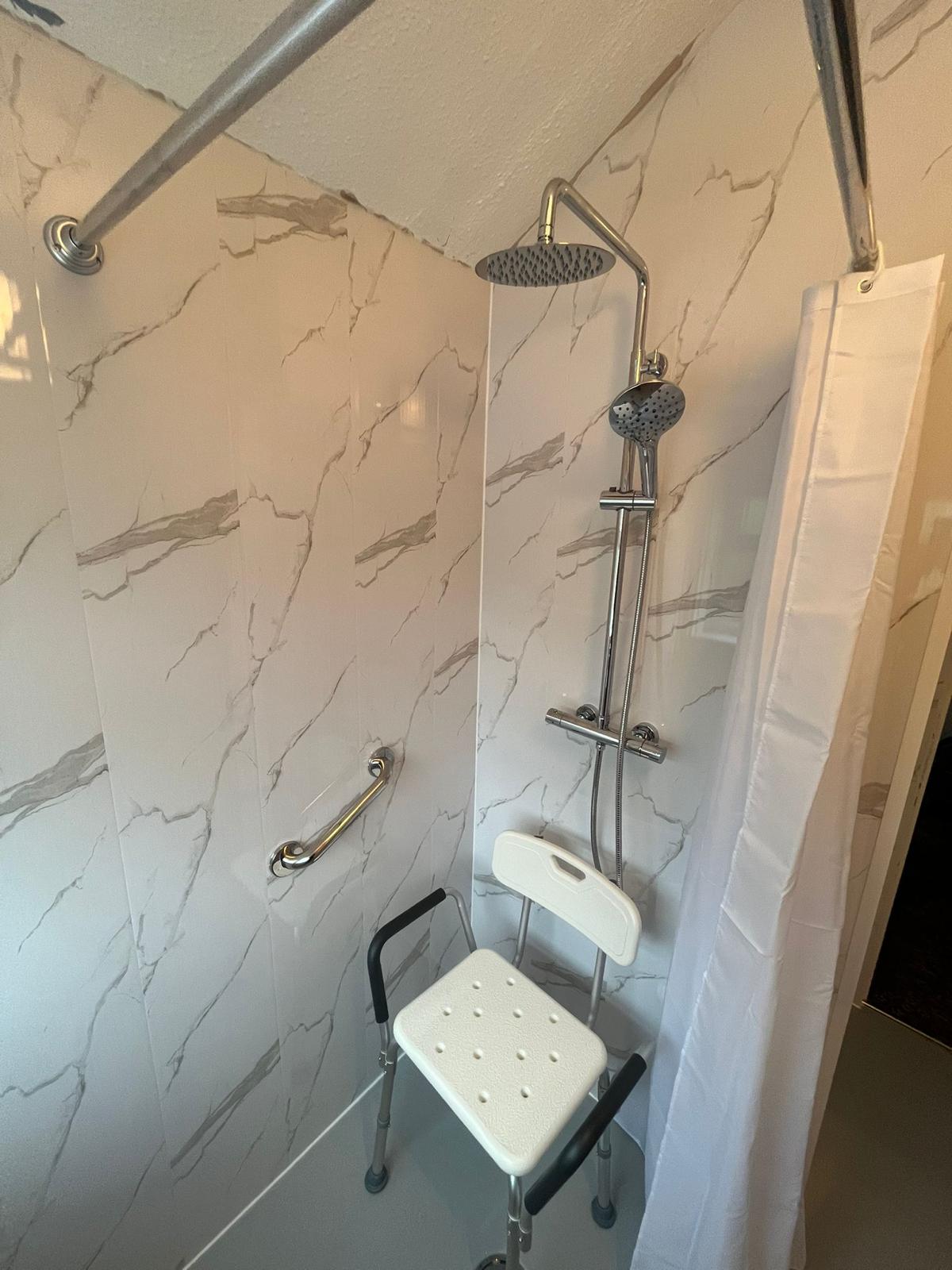 Elegant bathroom transformation